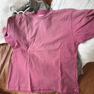 T-shirt "bare knuckles" délavé au soleil