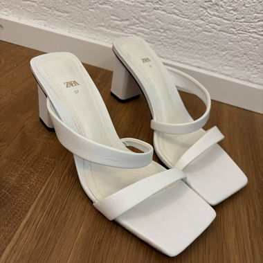 Mules blanches Zara à talon bloc