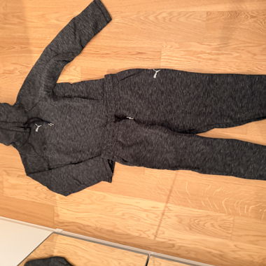 Puma Hoodie-Trainingsanzug-Set Grösse M