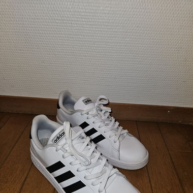Chaussures Adidas