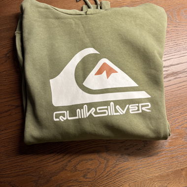Light green Quiksilver sweater
