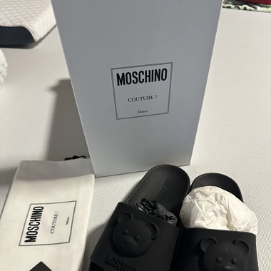 Sandales Moschino