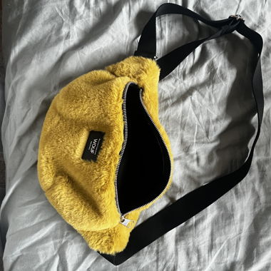 Vintage purse