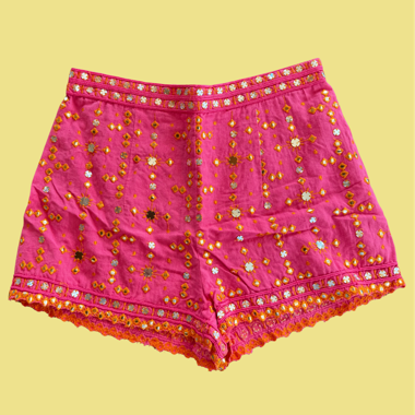 Shorts con glitter
