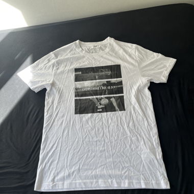 Football shirt size L