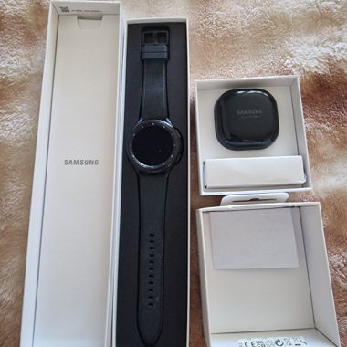 Bundle Samsung Galaxy Watch4 Classic