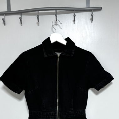Schwarzes Jeanskleid