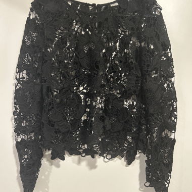 Blouse en dentelle noire