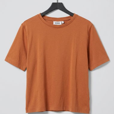 T-shirt Weekday arancione