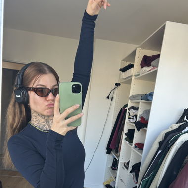 schöne Stoff Hose 