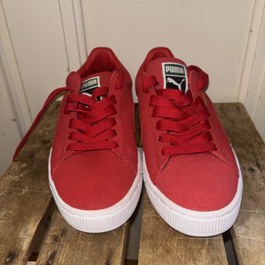 Puma rote Sneaker EU 39