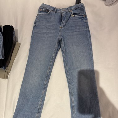 Jeans légèrement évasé  
