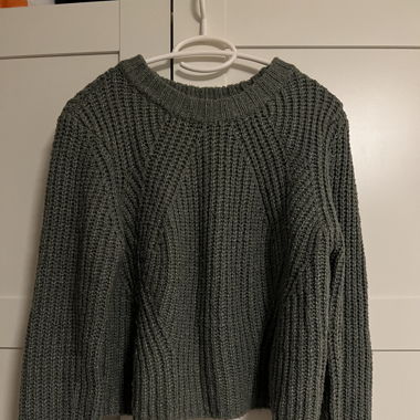 knit sweater