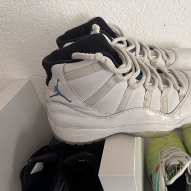 Jordan 11 Legend blue (2014)