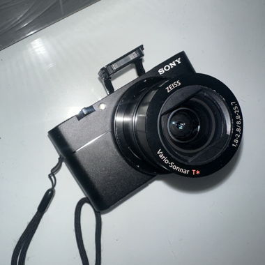 Sony RX100 VA Kompaktkamera