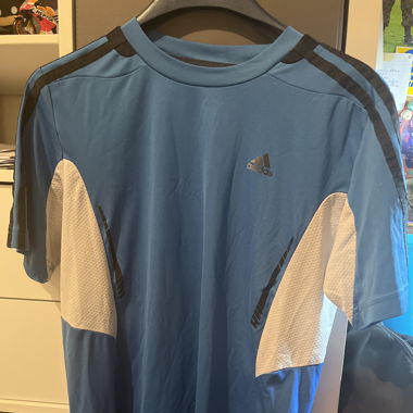 T-shirt sport Adidas