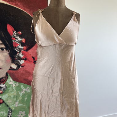 Seidenkleid mit Spaghettitraegern