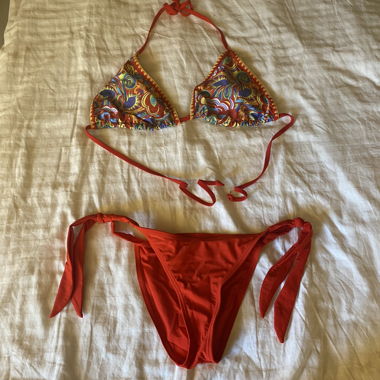 Bikini-Set rot bunt