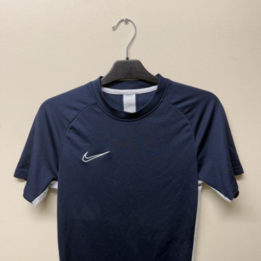 NIKE T-SHIRT