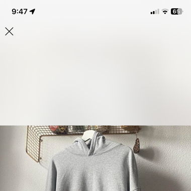 grey hoodie