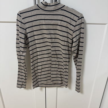 Maglione a Collo Alto a Righe