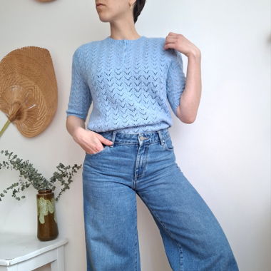 Short sleeves knit sweater