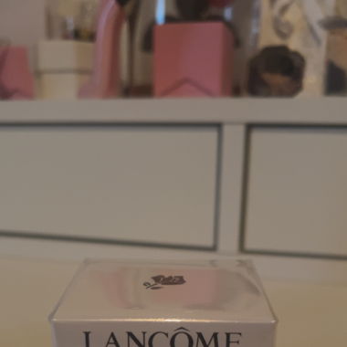 Crème contour des yeux 