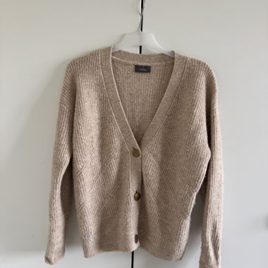Beiger Cardigan 
