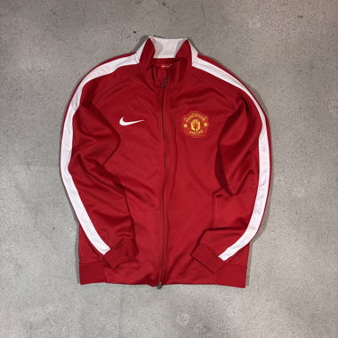 vintage manchester united nike trackjacket