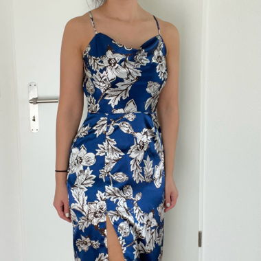 Kleid
