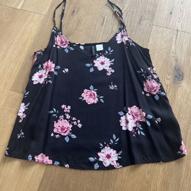 Strap top