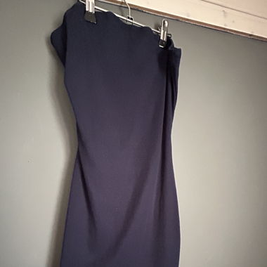 robe bleue dos nue 