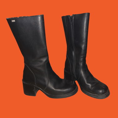 BLACK CHUNKY BOOTS
