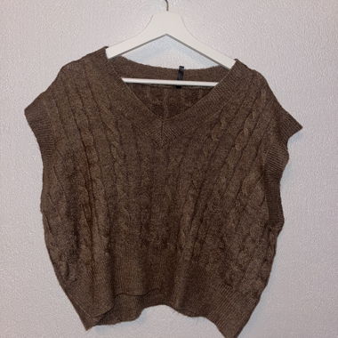Gilet di maglia marrone senza maniche