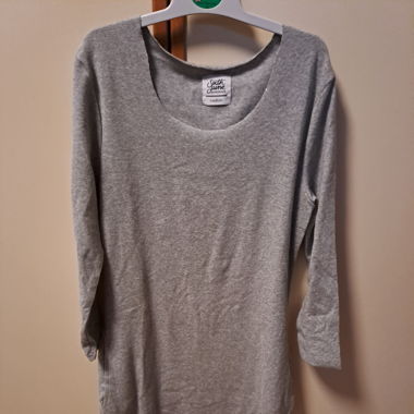 Marken Pullover 🩶
