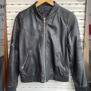 Leather bomber jacke