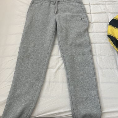 Graue JJR. Sweatpants