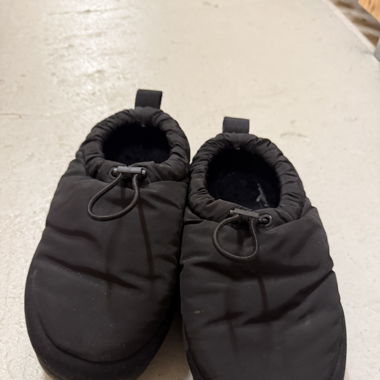 Uggs Moon Boot