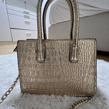 Piccola borsa dorata