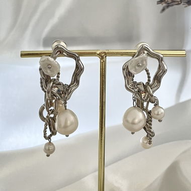 Boucles d’oreilles en perles de caractère