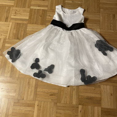 iEFiEL Kinderkleid weiss mit schwarzer Schleife