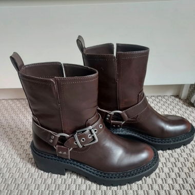 Bottes stradivarius 