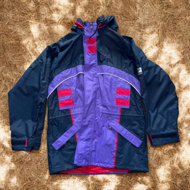 Regenjacke mit Kapuze
