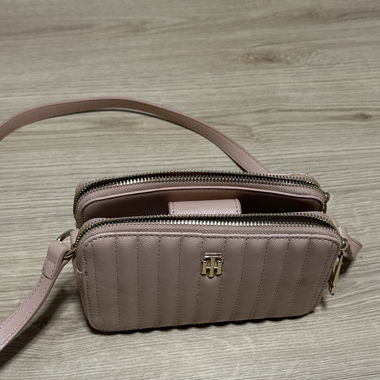 Umhängetasche Tommy Hilfiger (sandrift)