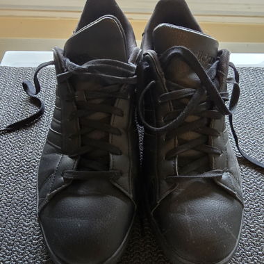 Adidas noires