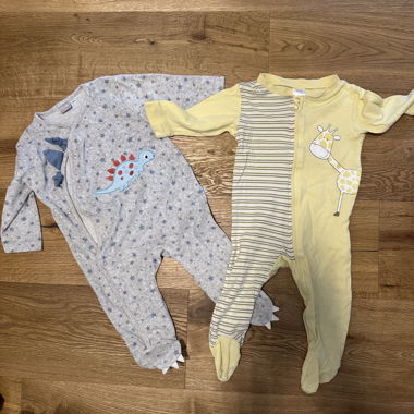 Baby sleepsuits set