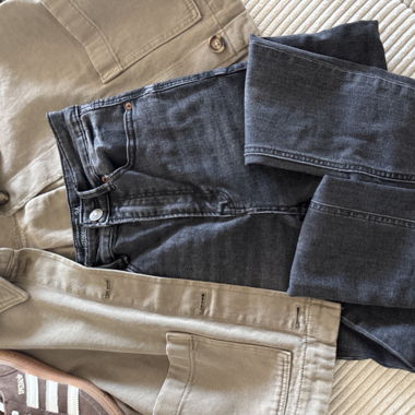 Jeans skinny gris foncé - BERSHKA 