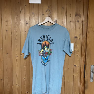 Blue vintage tshirt 