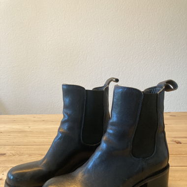 moma stiefelette