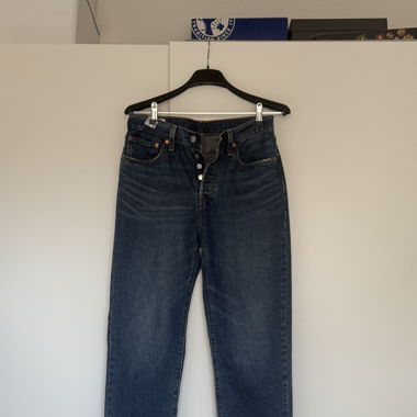 LEVIS 501s 